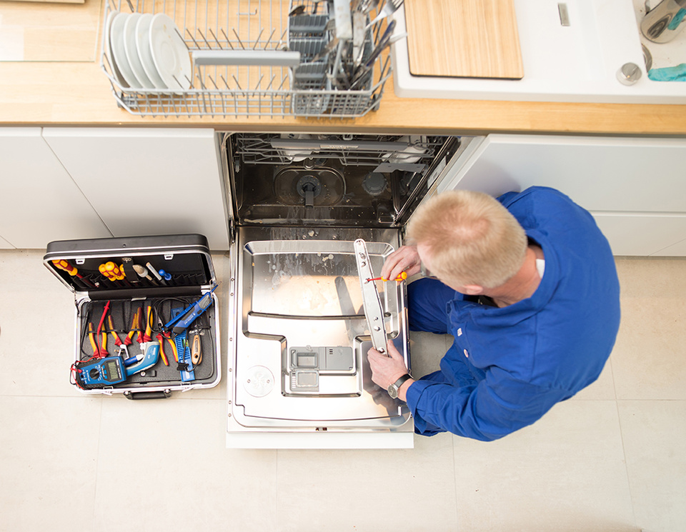 C F022378 bei Elektro Landmann in Regis-Breitingen