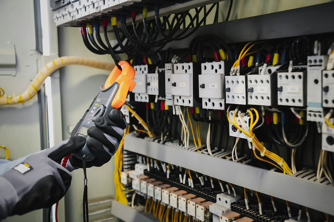 DGUV Vorschrift 3-Check bei Elektro Landmann in Regis-Breitingen