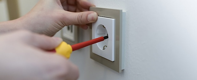 Elektro­installation bei Elektro Landmann in Regis-Breitingen